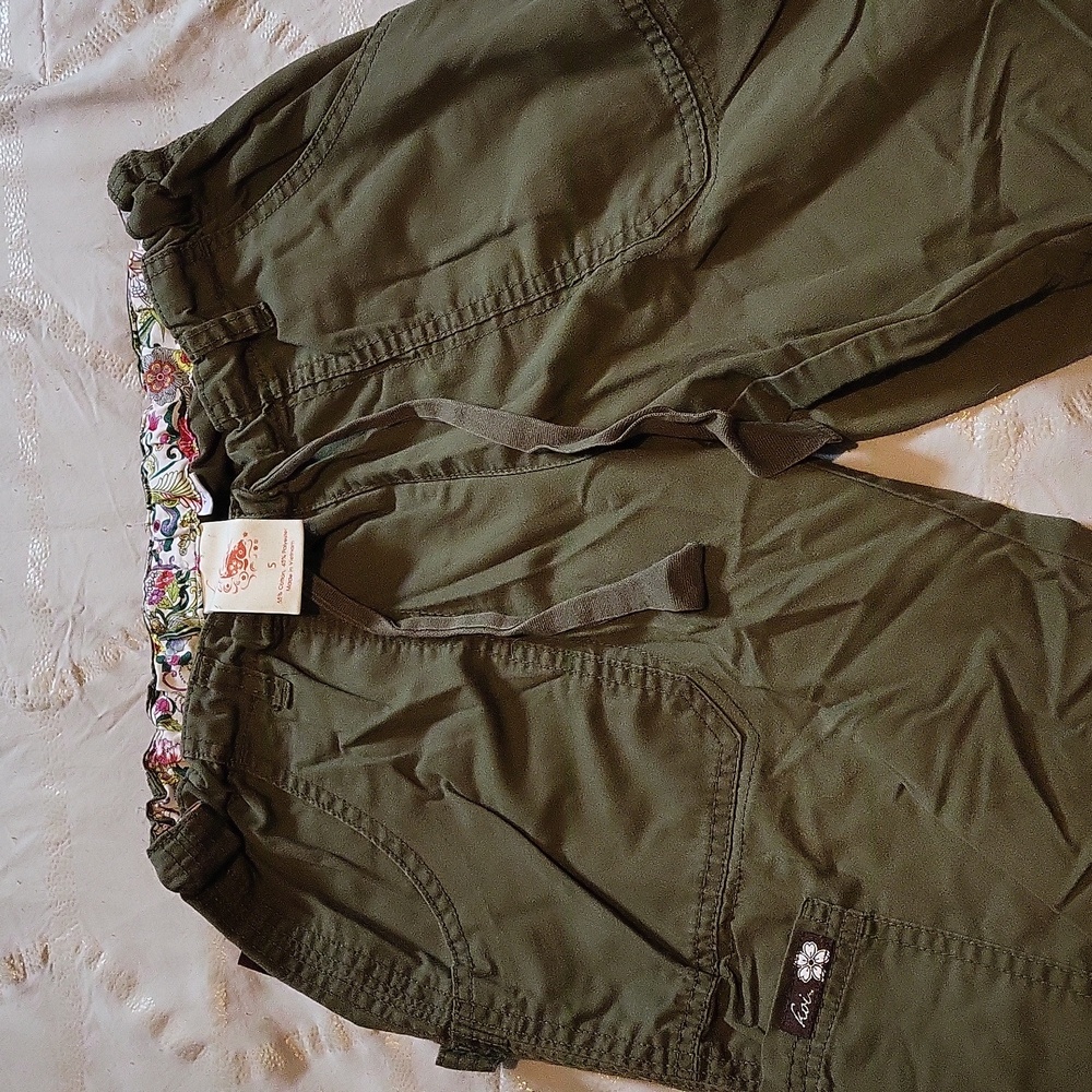 Koi scrub pants